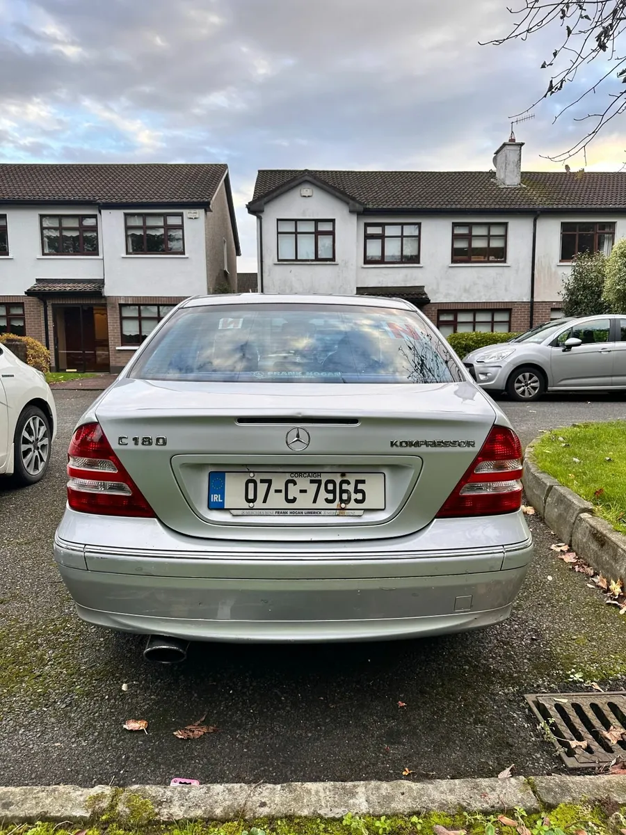 Mercedes-Benz C-Class 2007 - Image 4