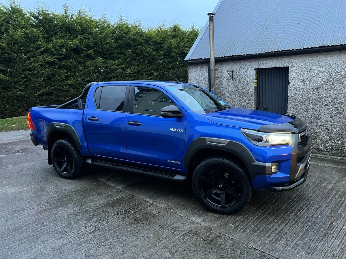 202 Toyota Hilux Invincible X no vat - Image 1