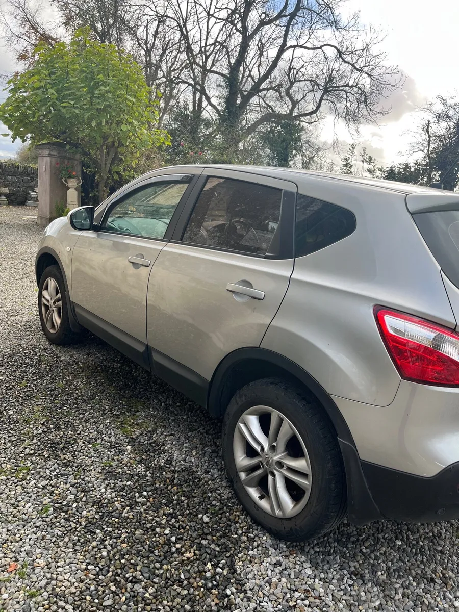 Nissan Qashqai 2011 - Image 3