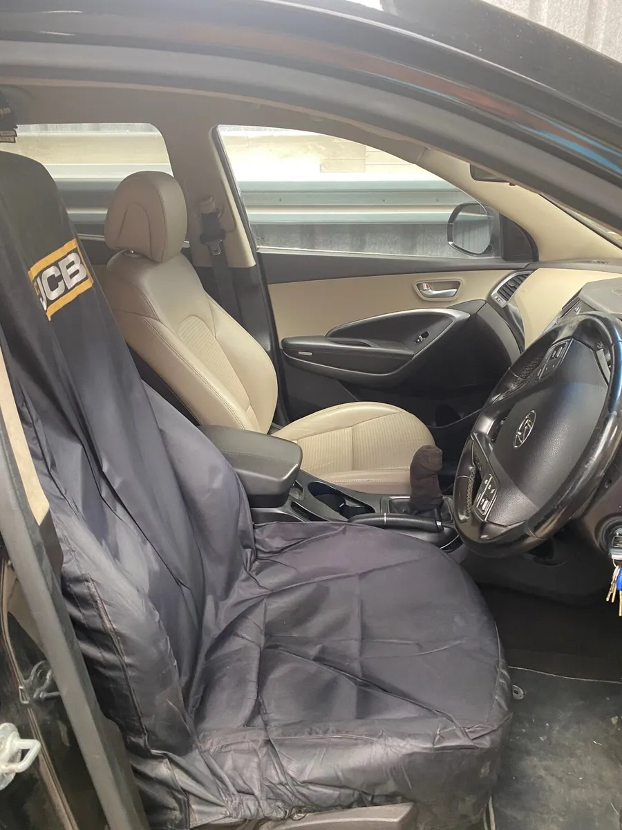 Hyundai Santa Fe 2015 - Image 4