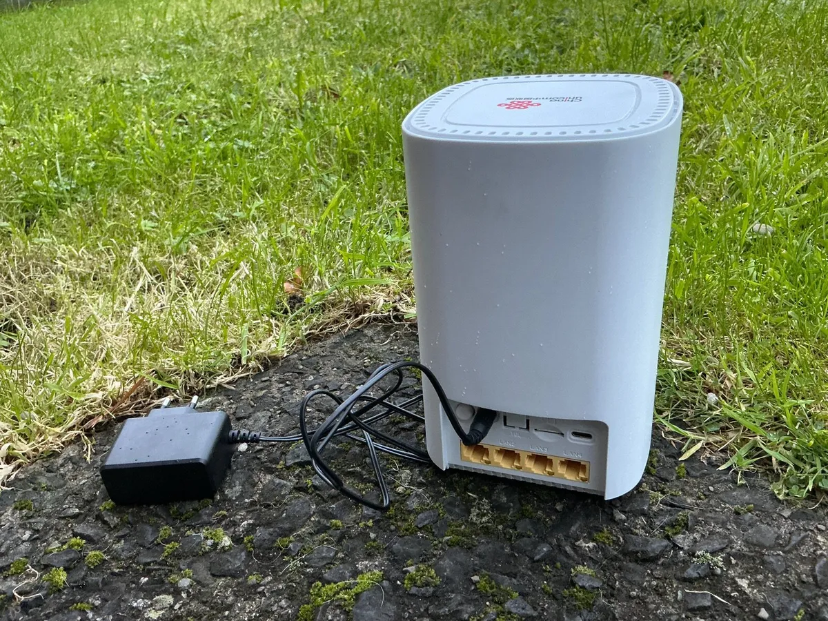 WiFi Router/ No Contract - Image 3