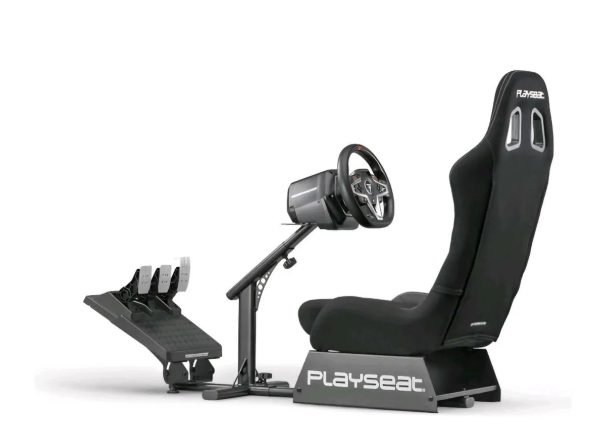 Playseat Evolution with steering & foot controls. - Image 1
