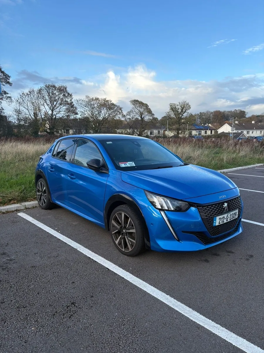 Peugeot 208 2021 1.5 Diesel GT Line Hatchback Blue - Image 1