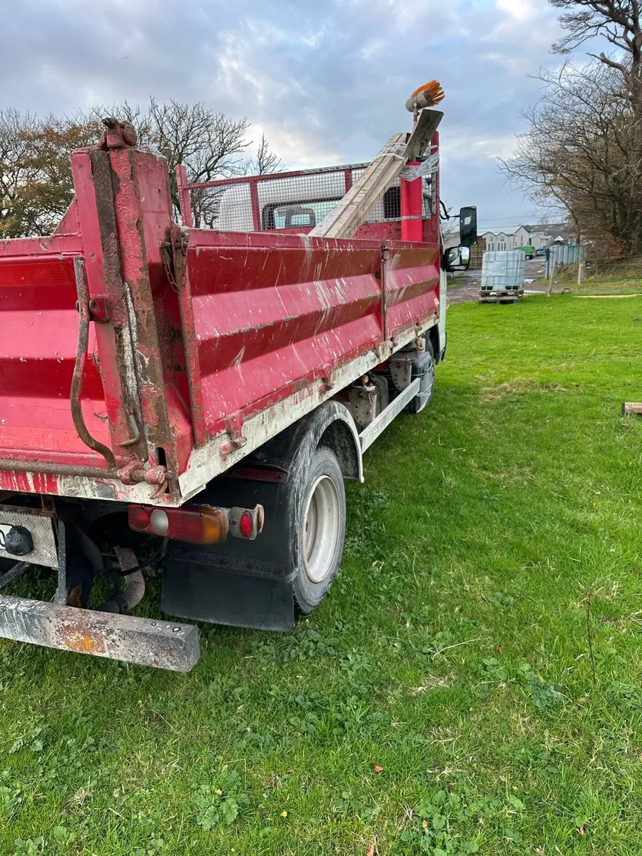 Mitsubishi fuso - Image 4