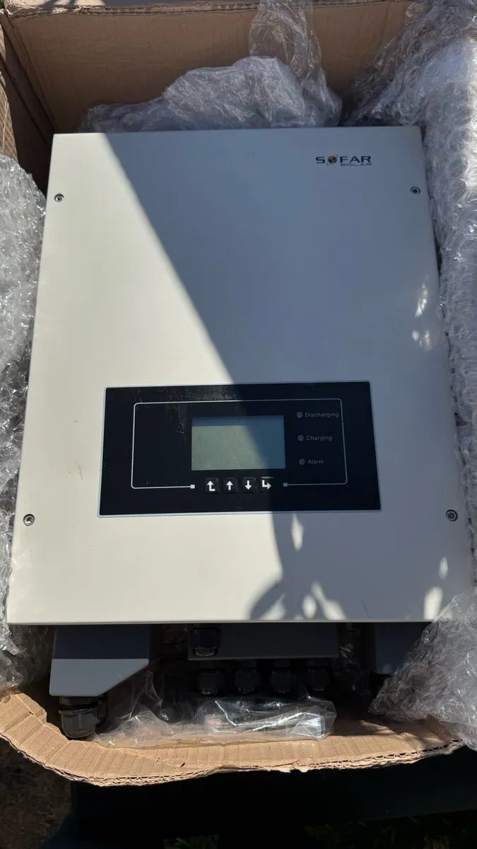 Sofar Me3000sp Ac coupled Inverter 3kw - Image 1
