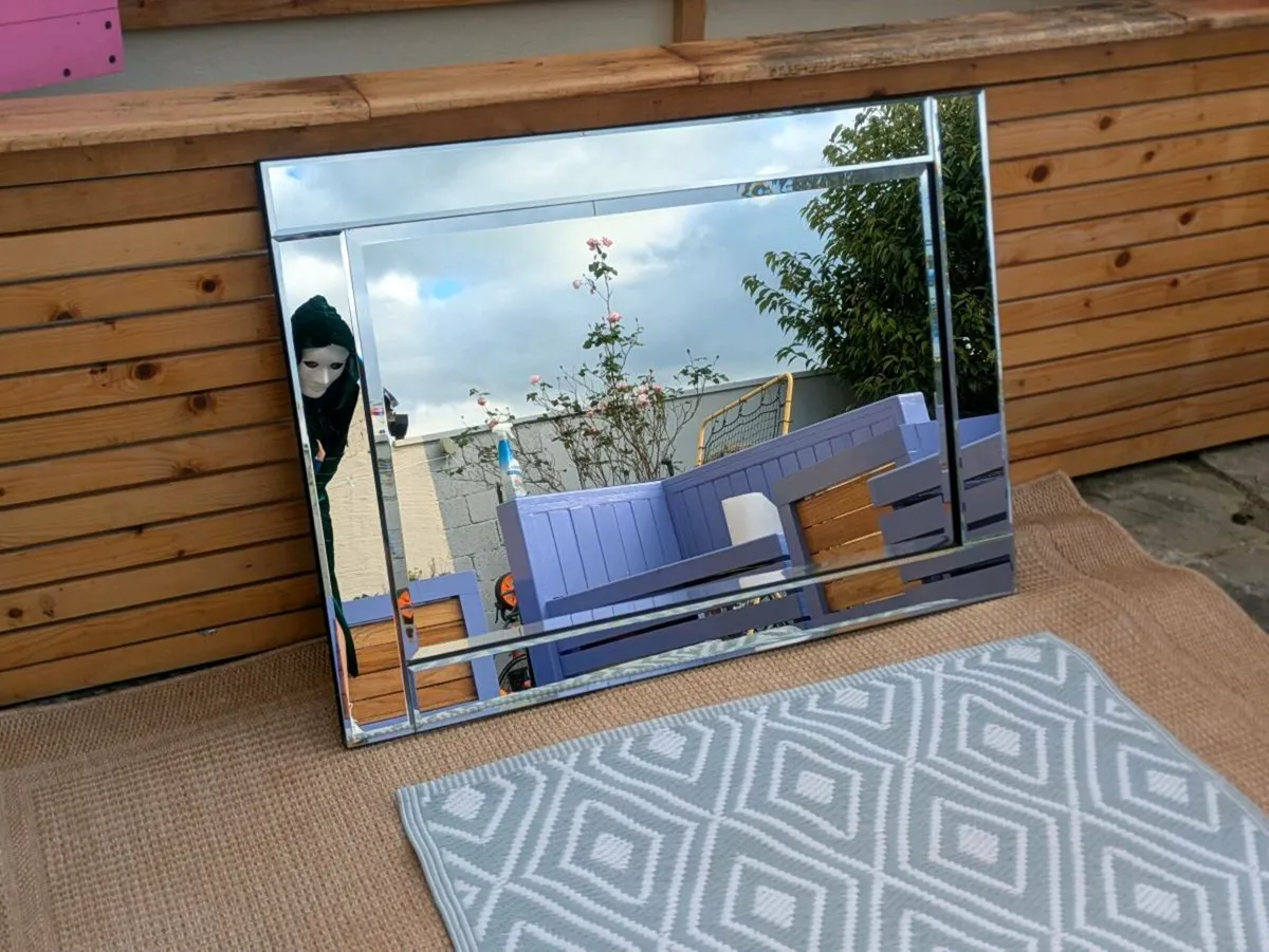 Mirror living room - Image 3