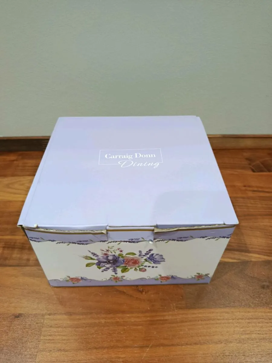 Carraig Donn Dining Set 4 cups and saucers - Image 2