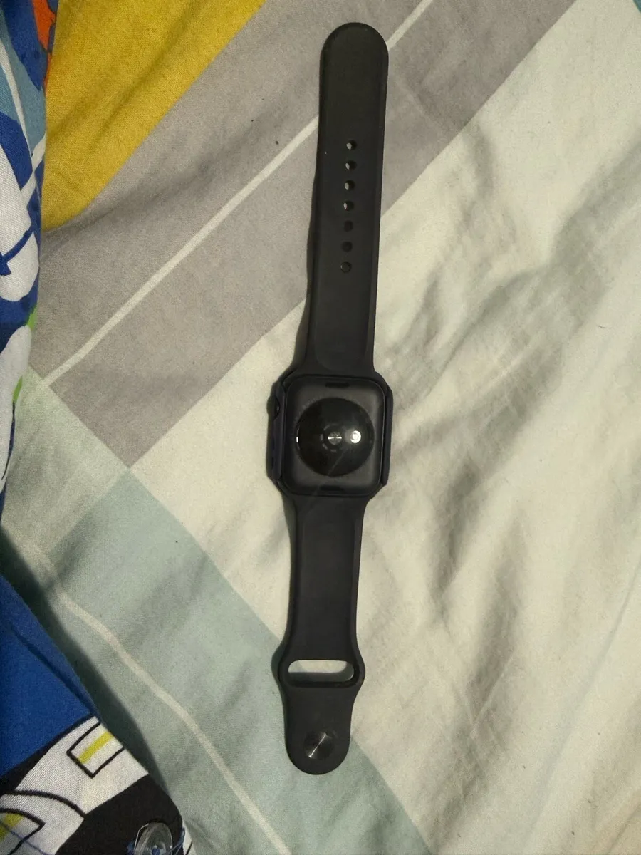 Apple Watch SE 2nd Gen Nike - Image 1