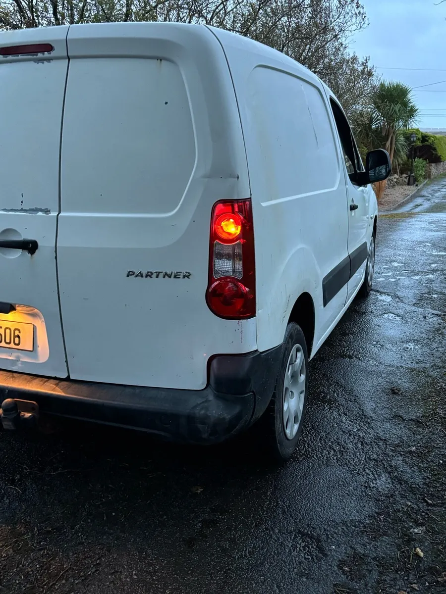 2012 Peugeot partner - Image 3