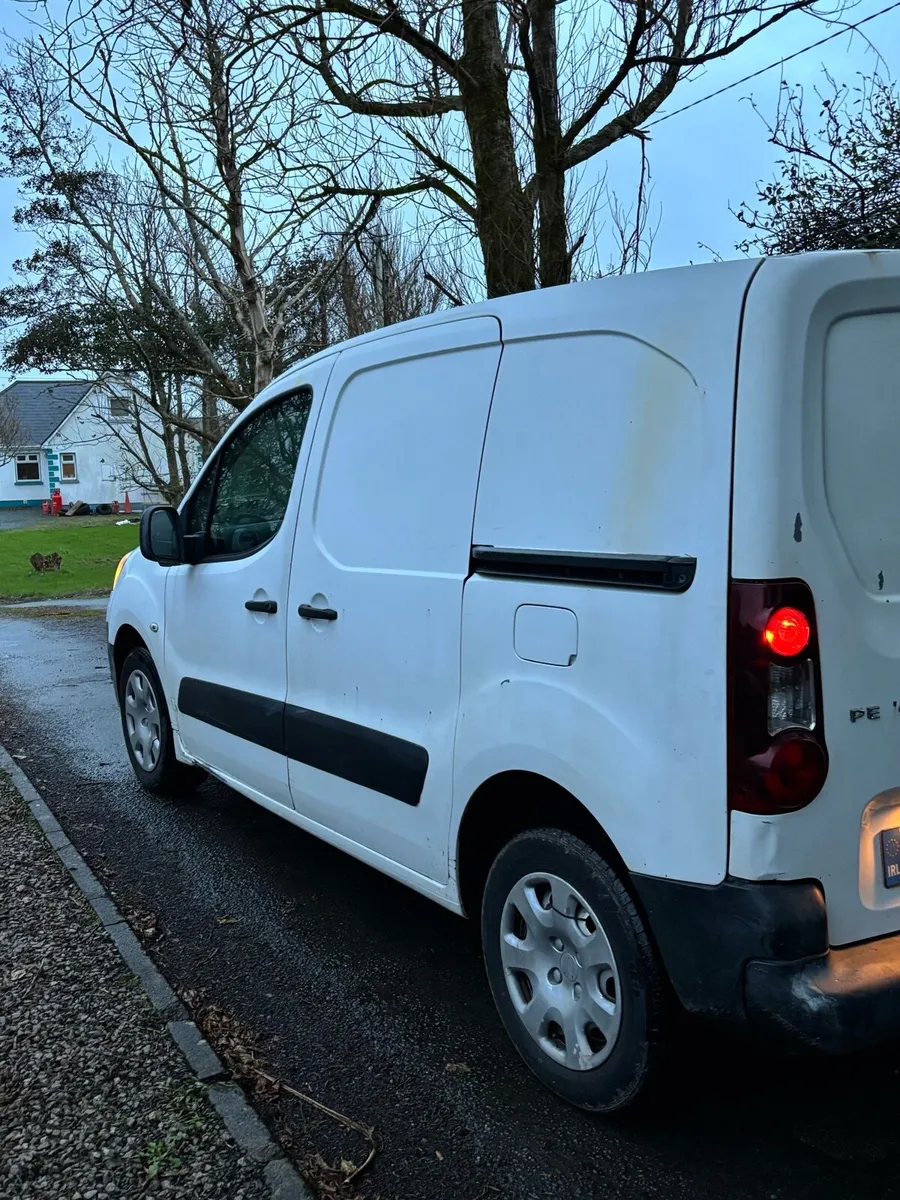 2012 Peugeot partner - Image 4