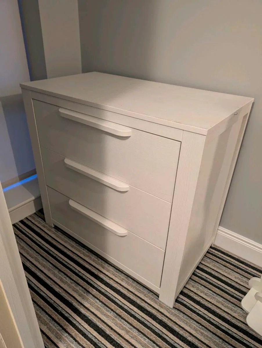 Mamas & Papas Franklin Drrsser - Image 1