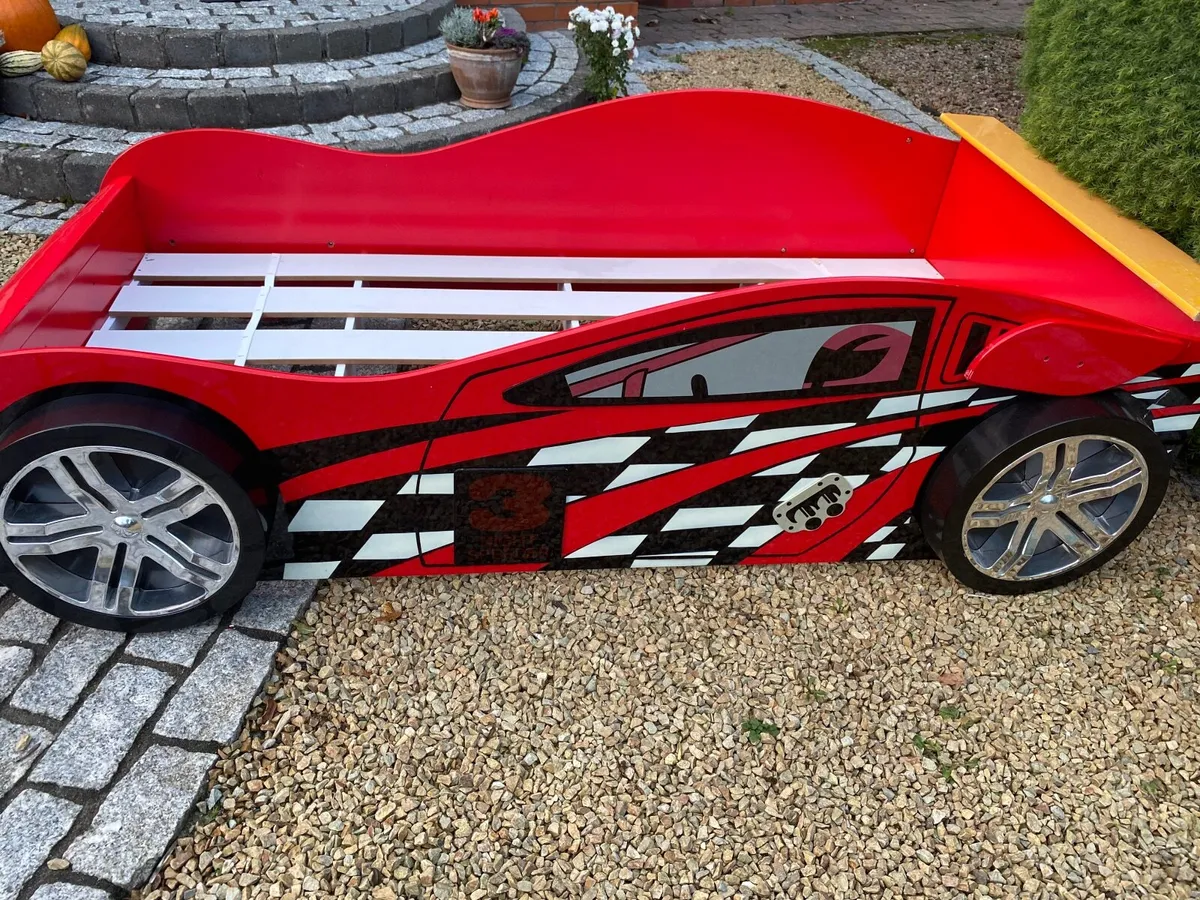 Boys single bed - Image 2