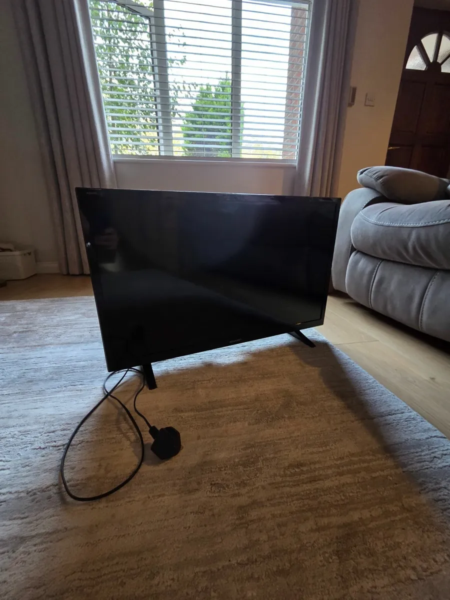 32 Inch TV - Image 1
