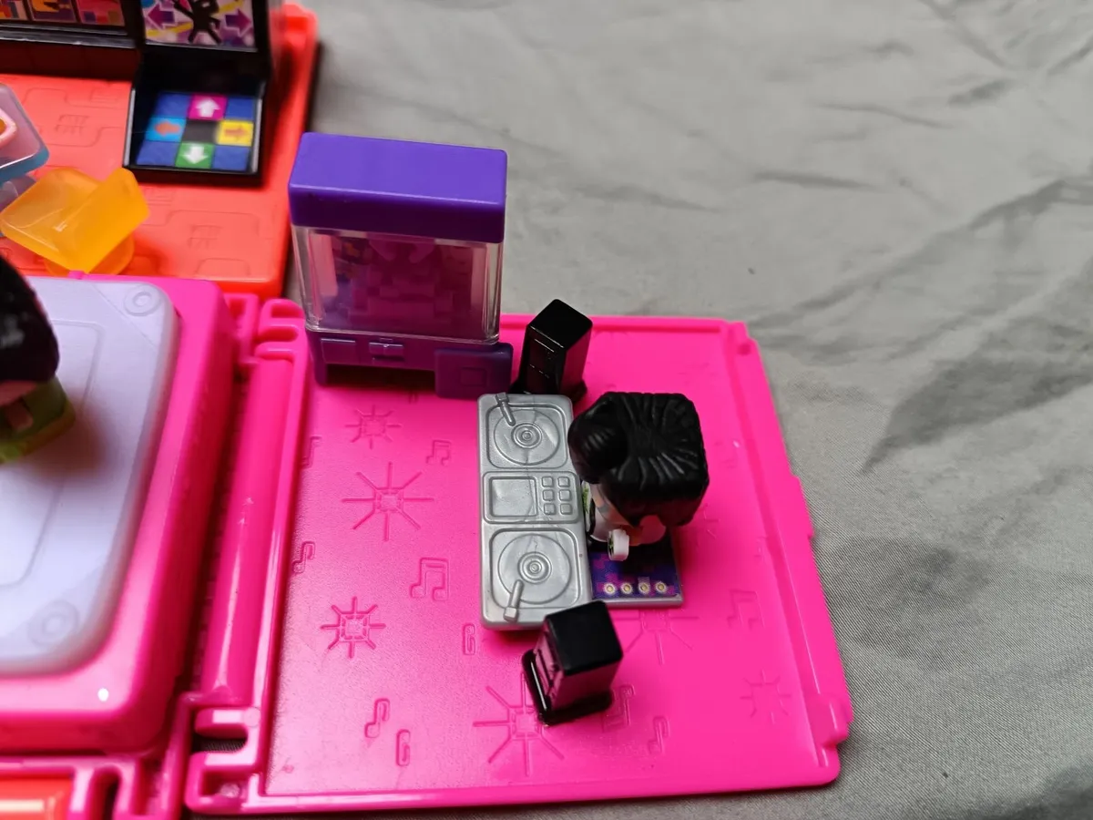 My Mini Mixieq's disco set - Image 2