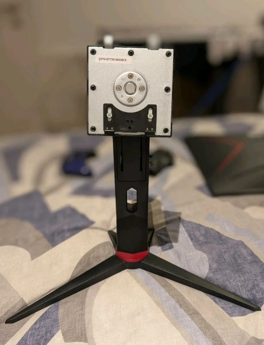 AOC Gaming Monitor - Image 2