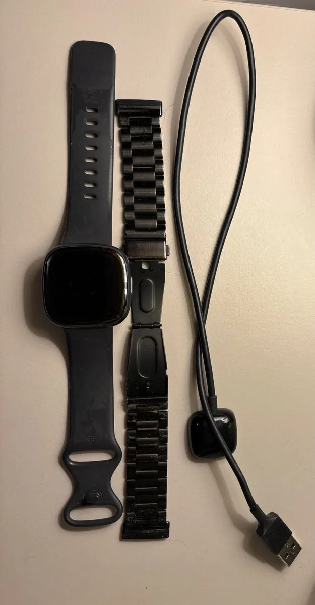 Fitbit Sense 2. Perfect Condition. Two straps.