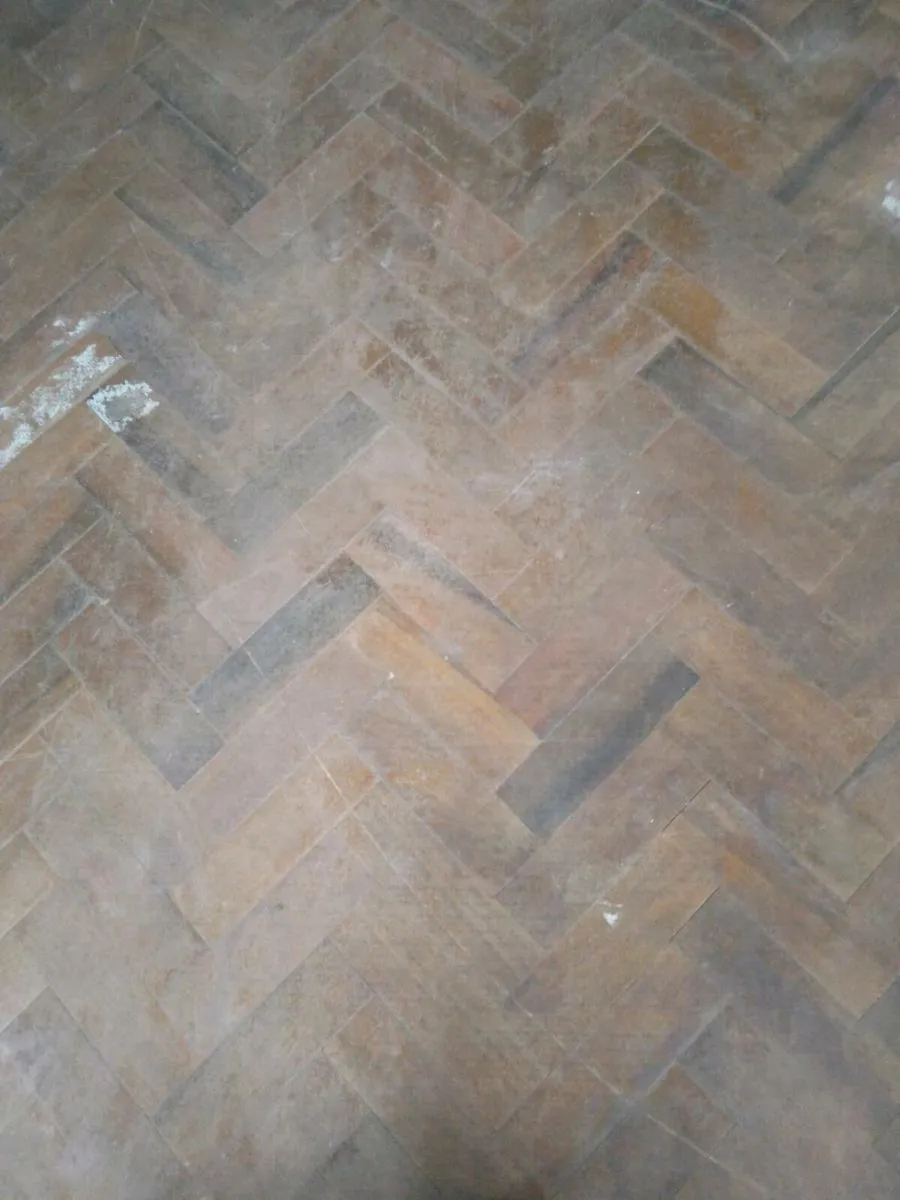 Herringbone flooring - Image 2