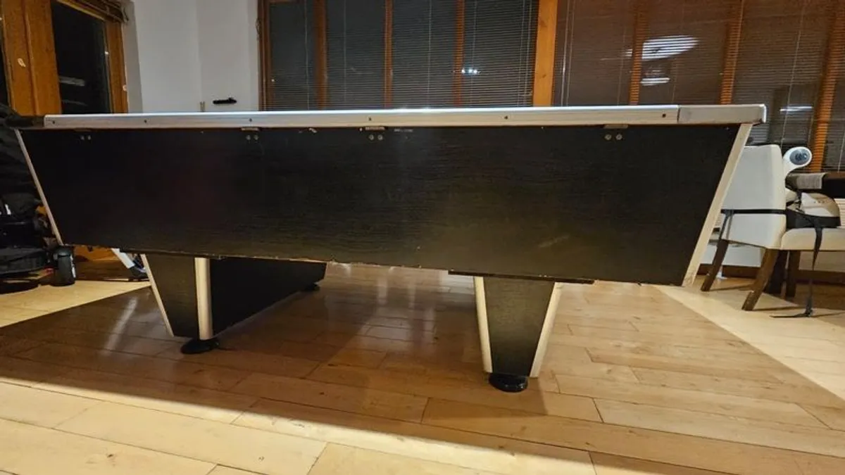 Free Pool Table - Image 1