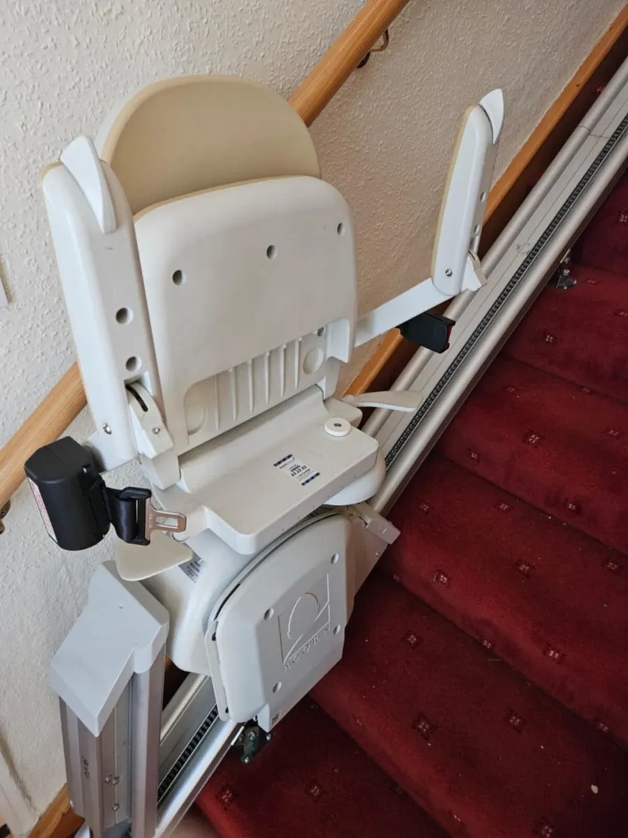 Stair lift - Image 2