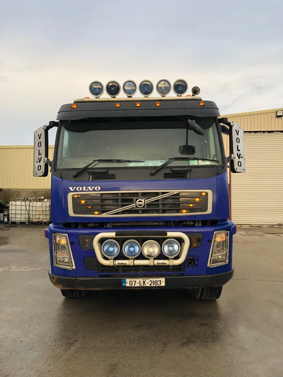 Volvo FM13 tipper - Image 3
