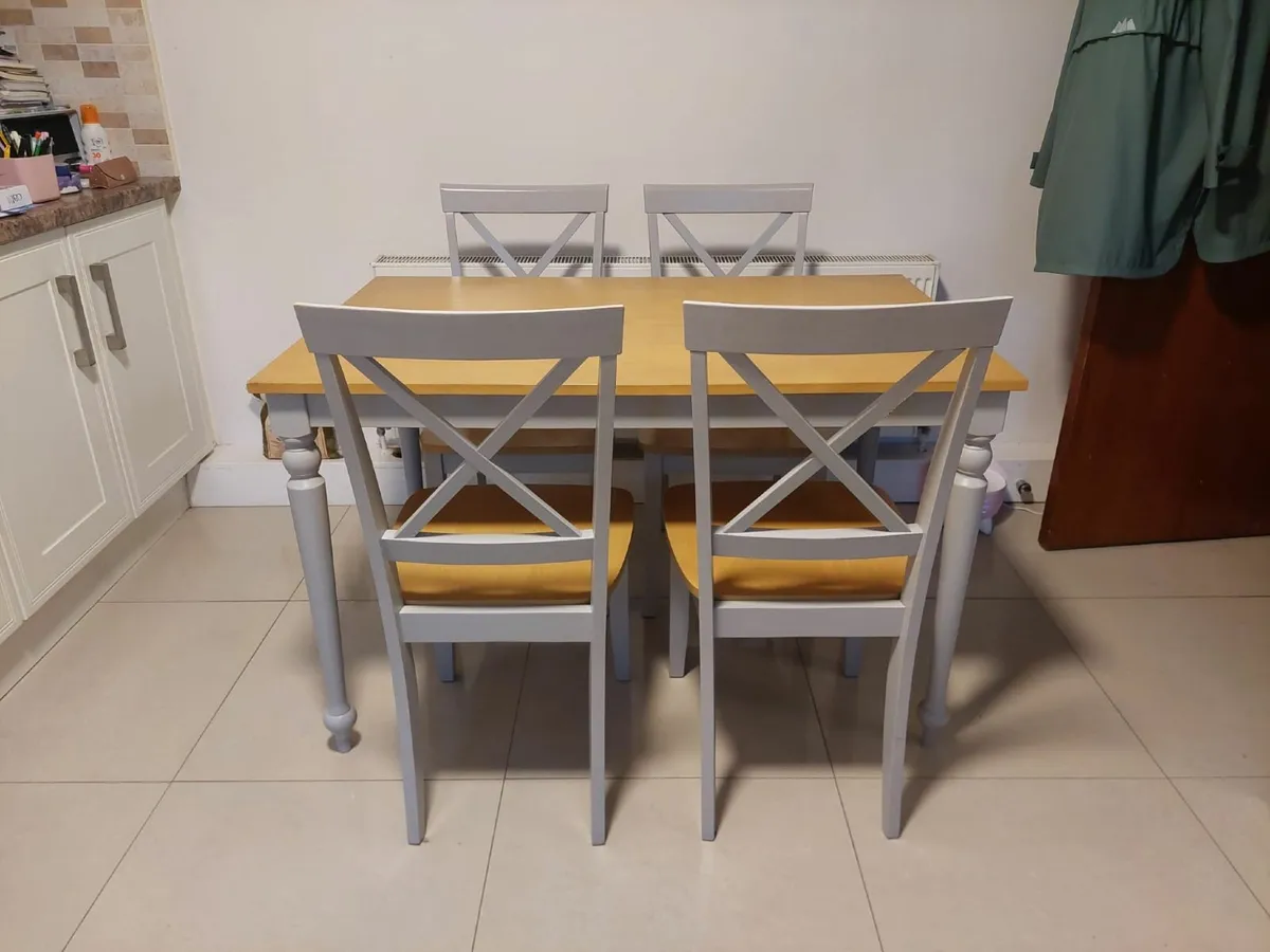 Dining Table and Chairs - Image 3