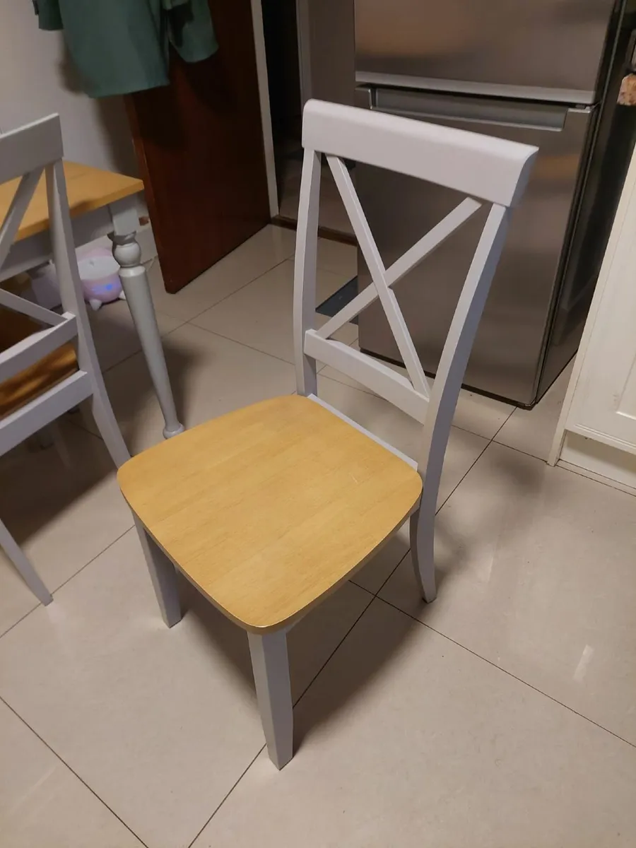 Dining Table and Chairs - Image 4