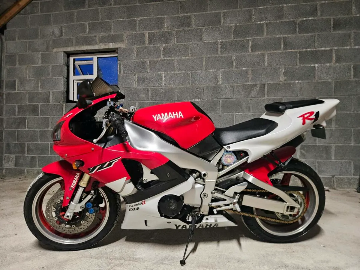 1999 Yamaha R1 - Image 2