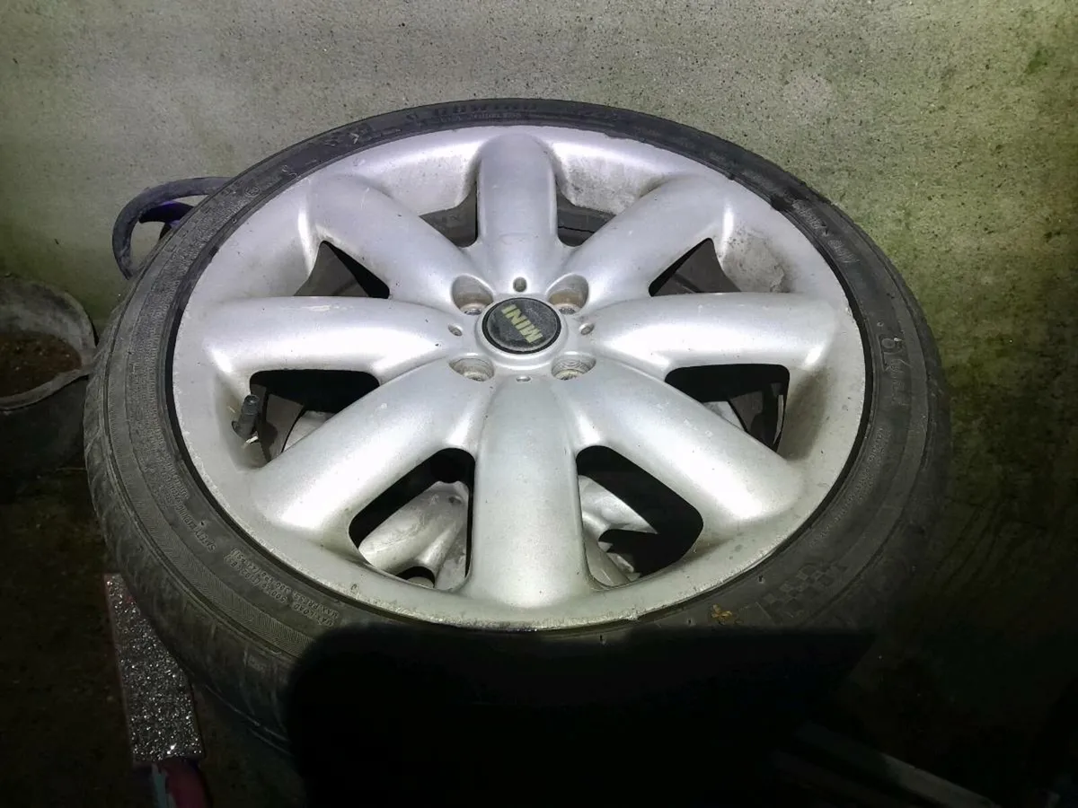 Mini cooper s alloys - Image 1