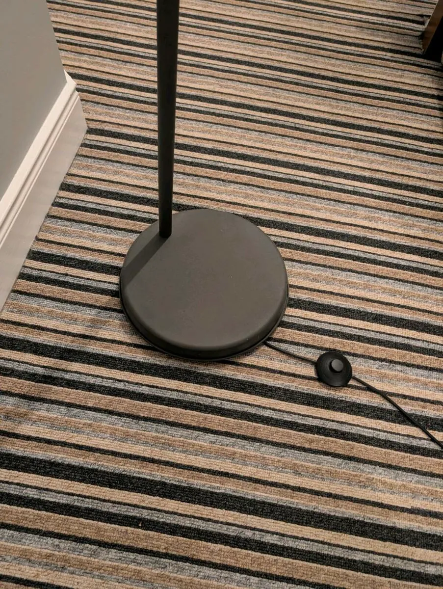 Large Floor Lamp - IKEA Hektar - Image 3