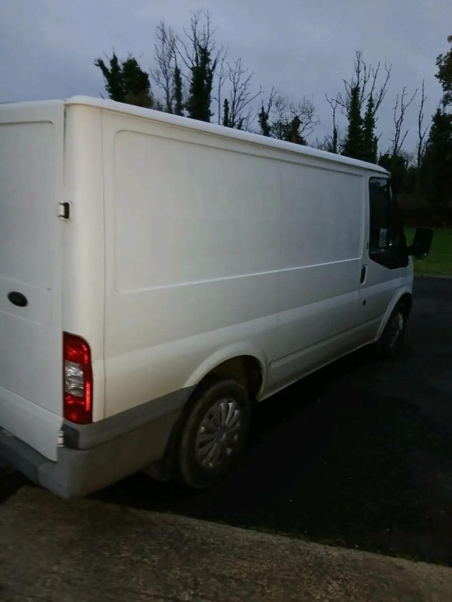 Ford Transit - Image 2