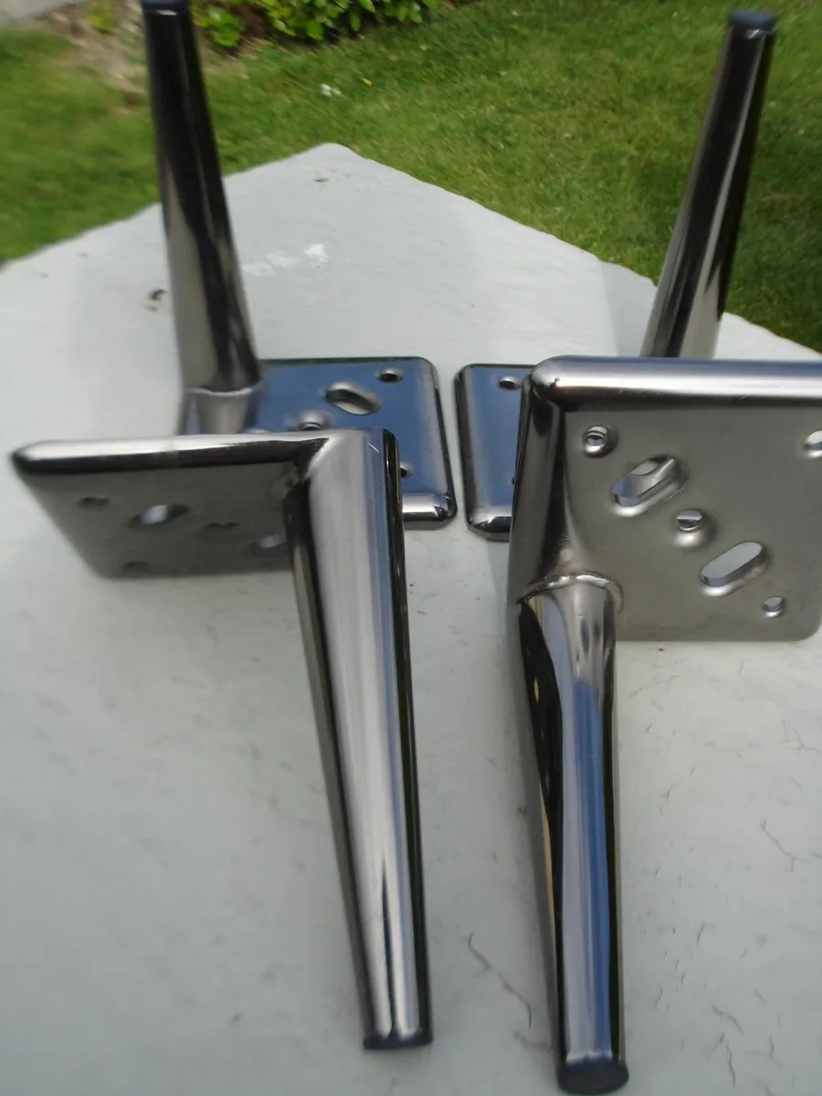4 NEW METAL SOFA /FURNITURE LEGS, RUBBER TIPS. - Image 3