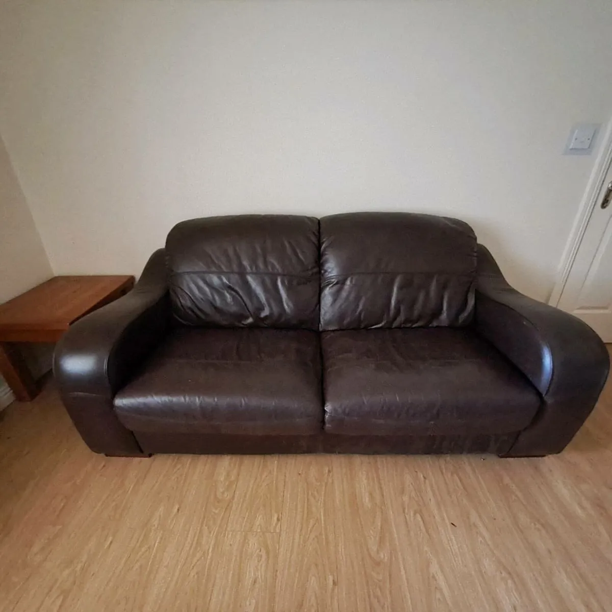 2 seater + 1 seater - Image 1