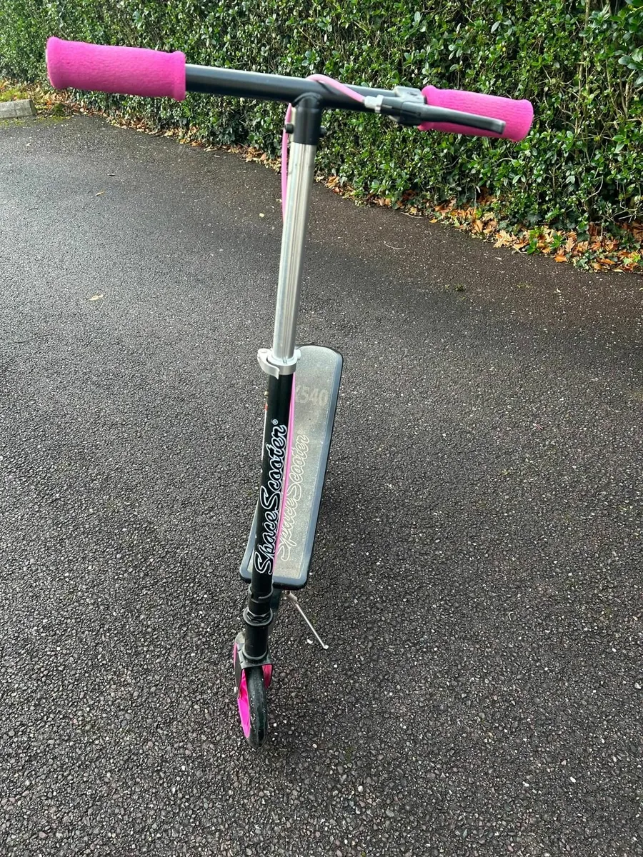 Space scooter model X540 - Image 1