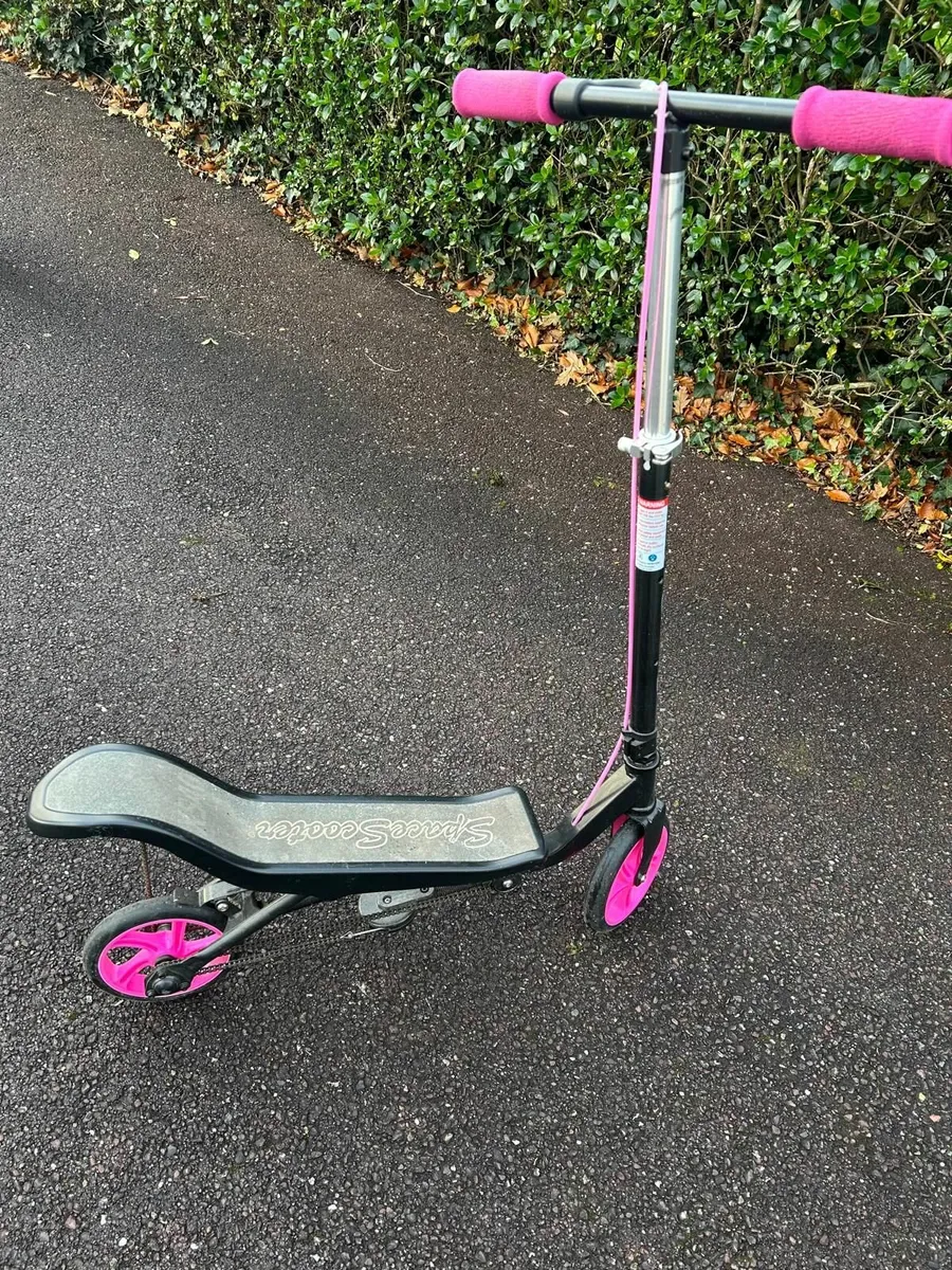 Space scooter model X540 - Image 3