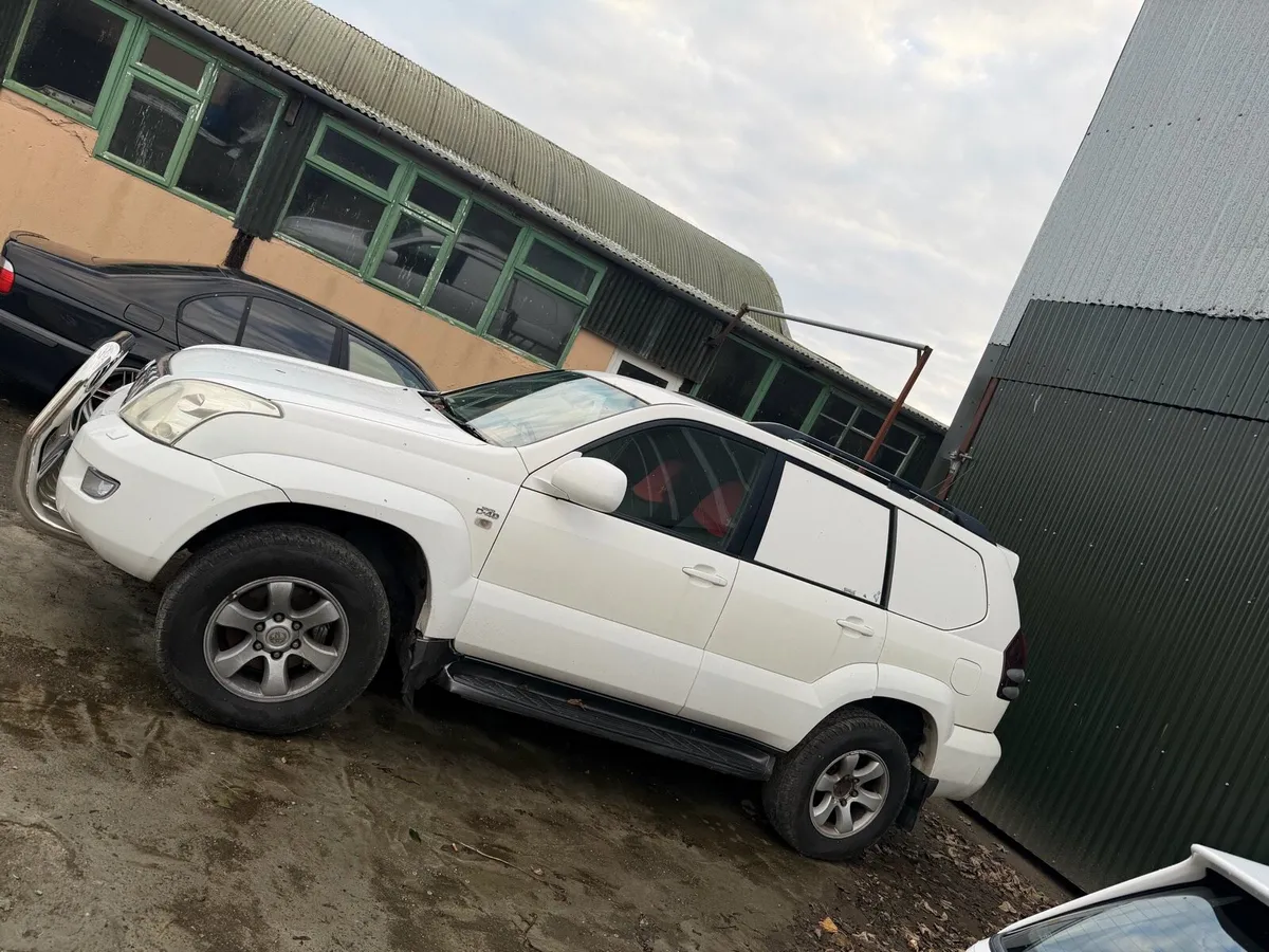 Toyota landcruiser - Image 2