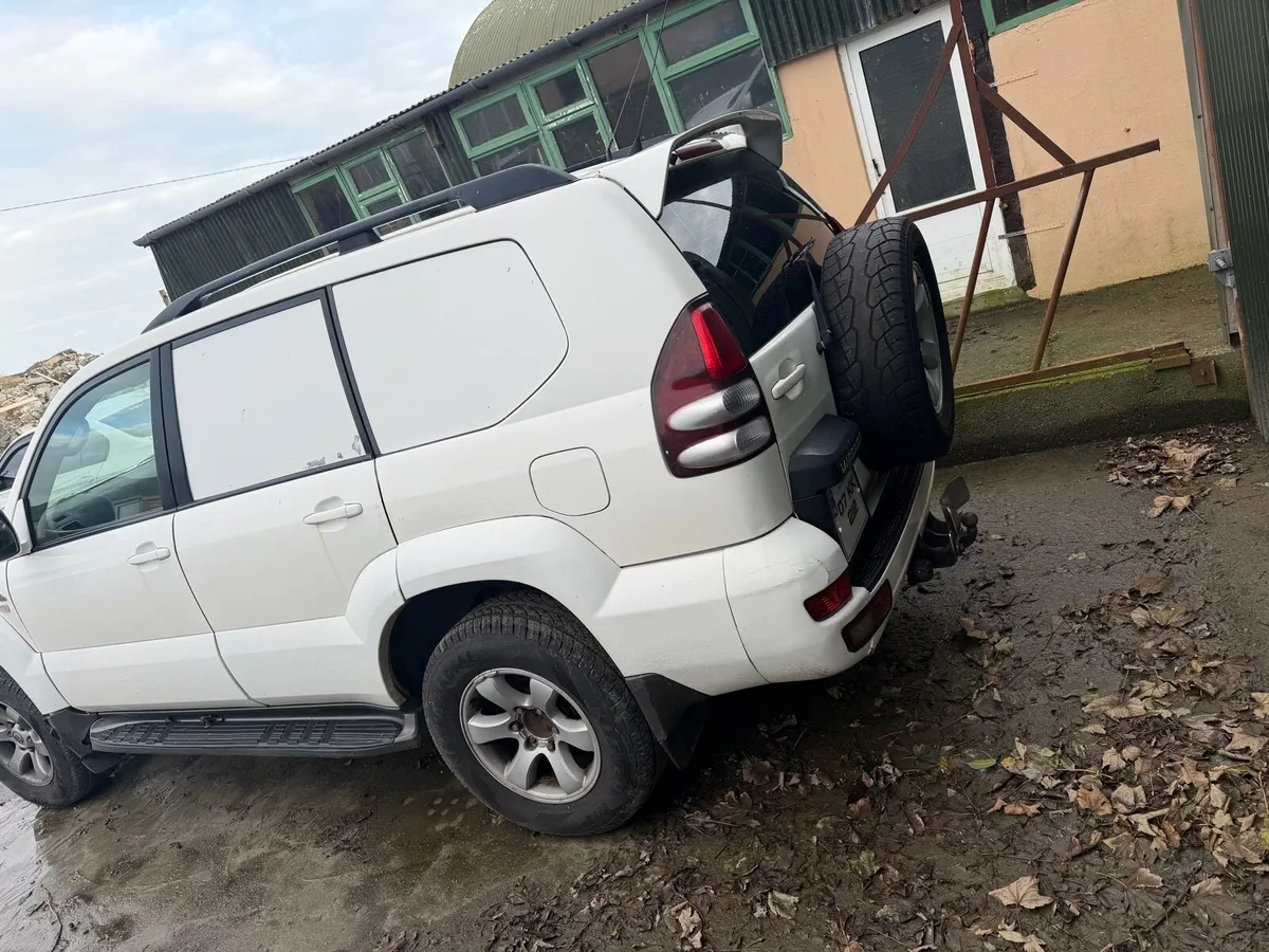 Toyota landcruiser - Image 3