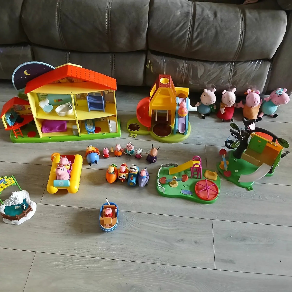 Peppa pig bundle - Image 1