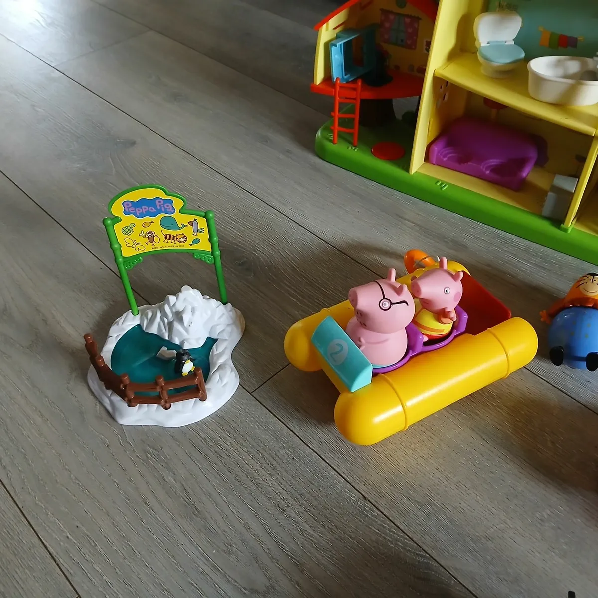 Peppa pig bundle - Image 2