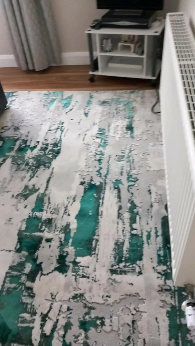 Large Turkish Rug 160cm×220cm - Image 1