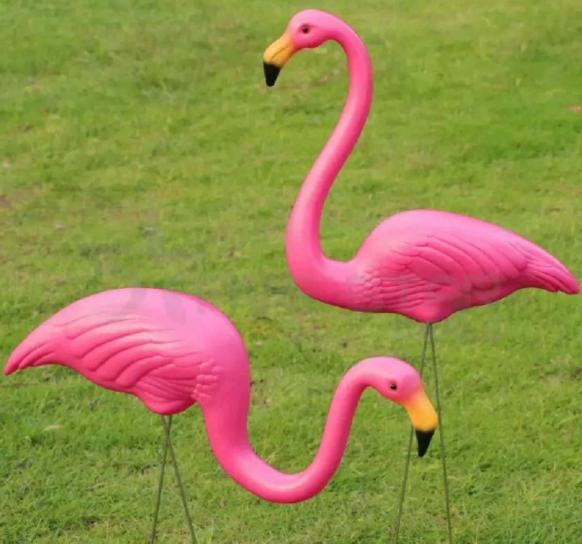 Set of 2 x Lawn Flamingos Garden Ornaments - Image 1