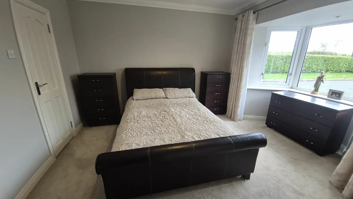 bedroom furniture - Image 3