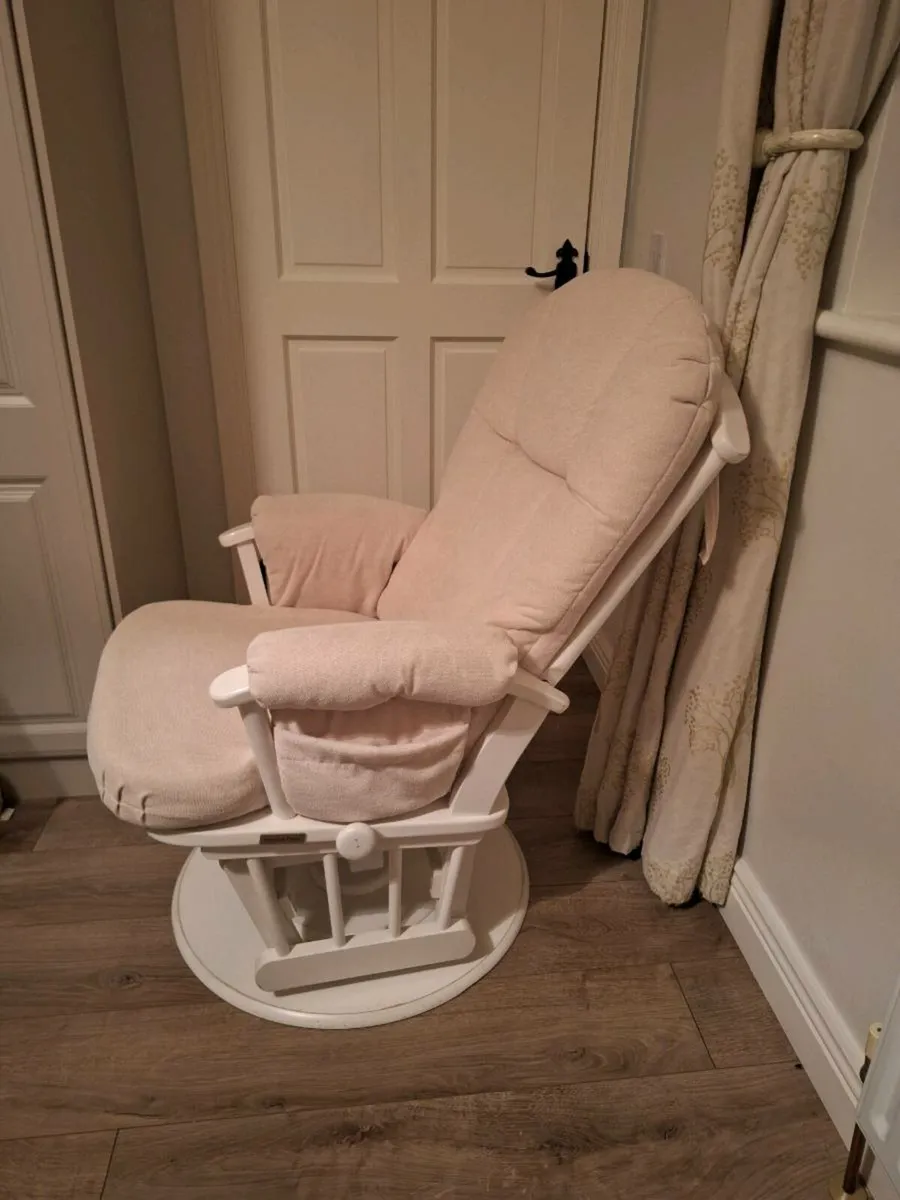 Mamas and Papas rocking chair with footstool - Image 2