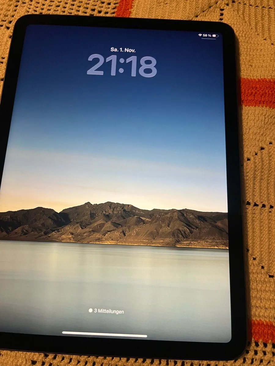 iPad Air m1 - Image 1