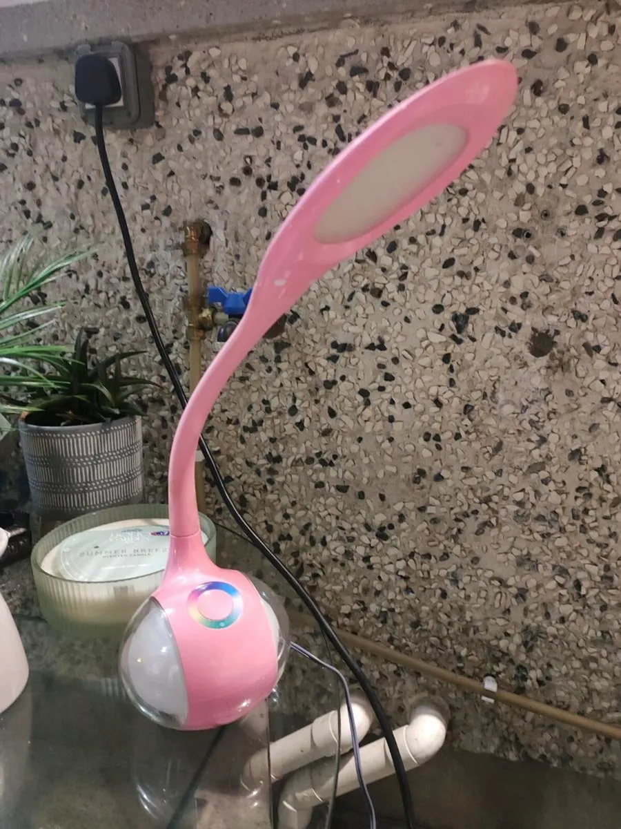 Pink LED lamp - Image 1