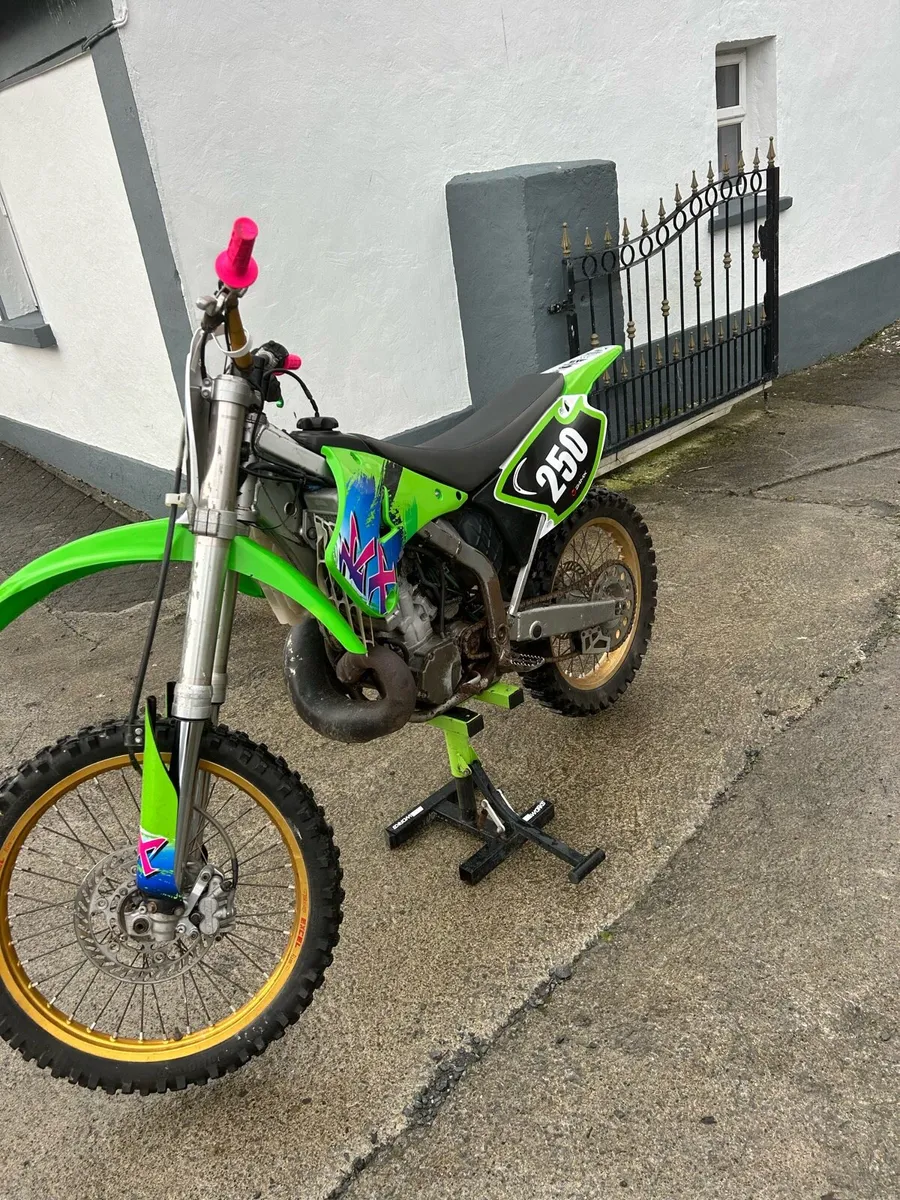 Kawasaki kx 250 - Image 4