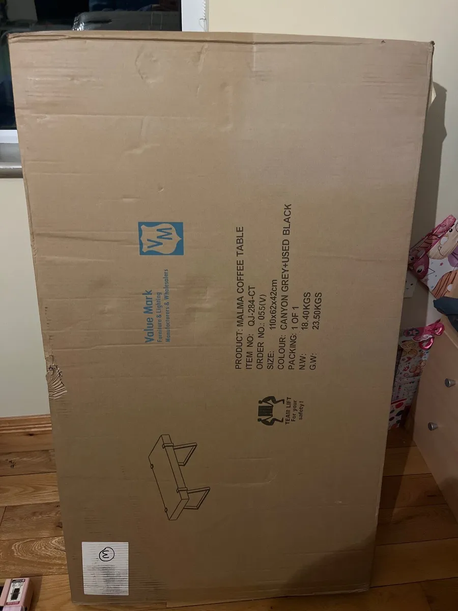 Coffee table . BRAND NEW IN UNOPENED BOX - Image 4