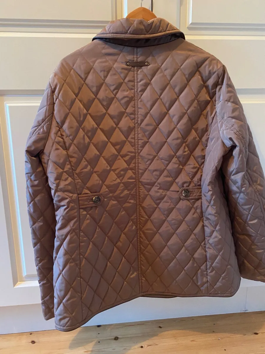 Ralph Lauren’s women’s jacket - Image 4