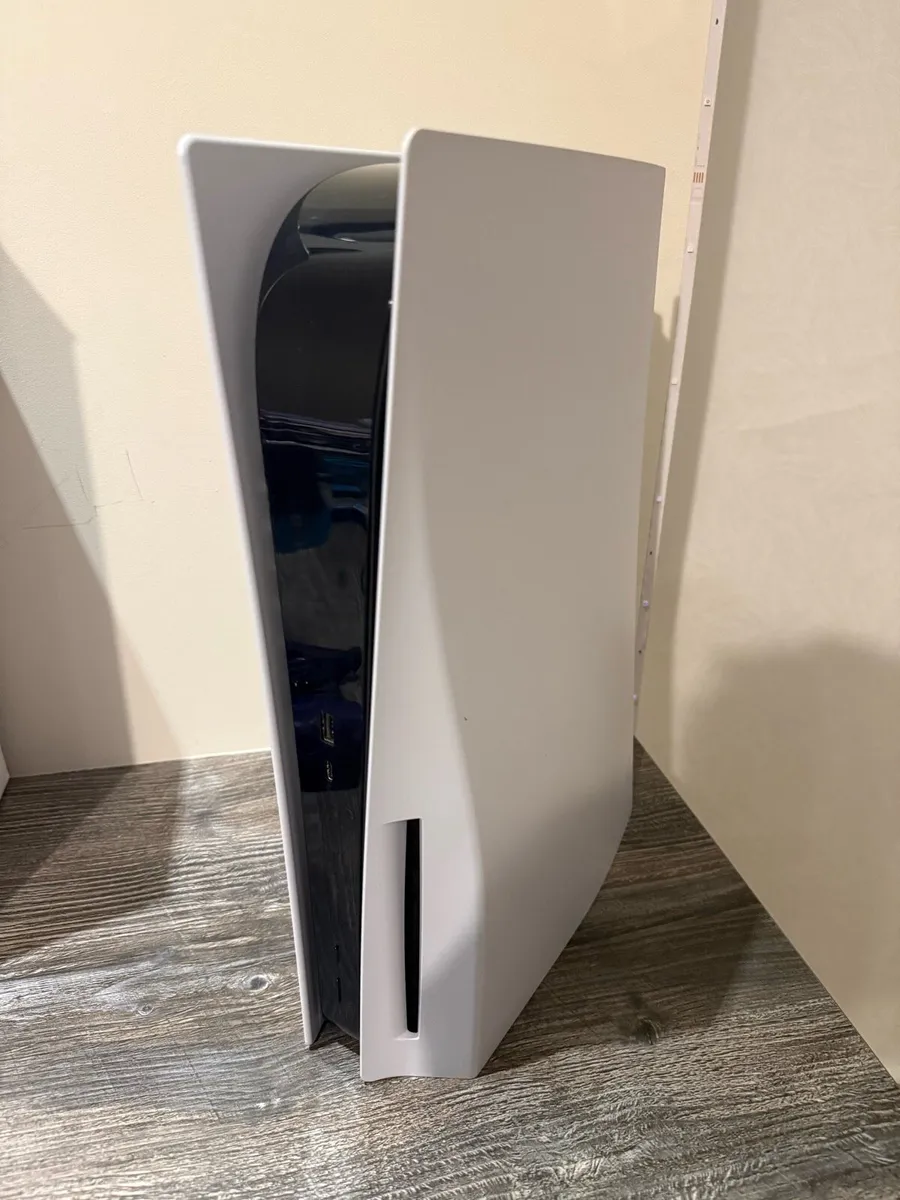 PlayStation 5 - Image 2