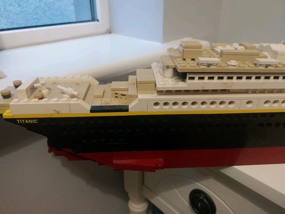 lego titanic - Image 2