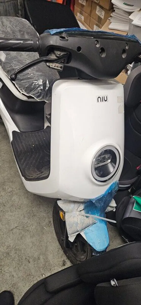 electric moped for parts or repair - Image 2